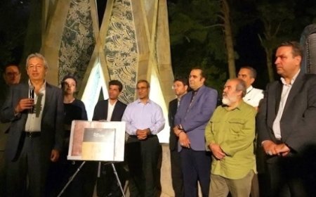 تجلیل از هوشنگ سیحون بهائی، خطای استراتژیک یا نفوذ سازمان یافته