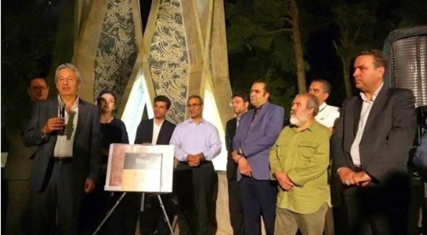 تجلیل از هوشنگ سیحون بهائی، خطای استراتژیک یا نفوذ سازمان یافته